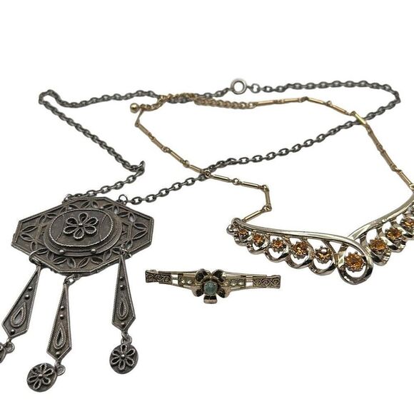 CORO Vintage Bundle Jewelry Lot of Signed Coro Necklaces and Coro Brooch - Picture 1 of 9